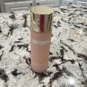 Brand new Beauty Counter Hydrating Essence from Countertime